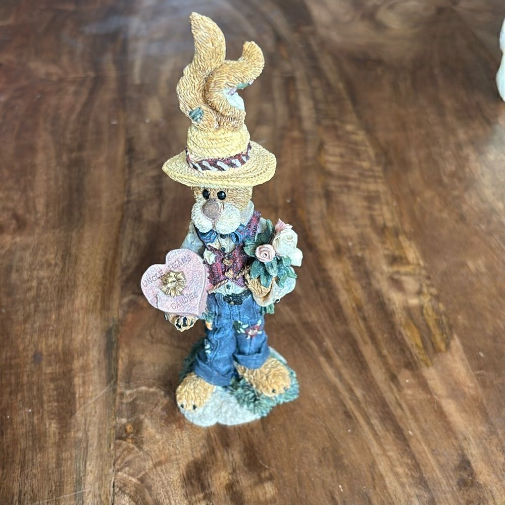 Vintage 1995 Boyd Bears The Folkstone Collection Buster Goes A' Courtin'